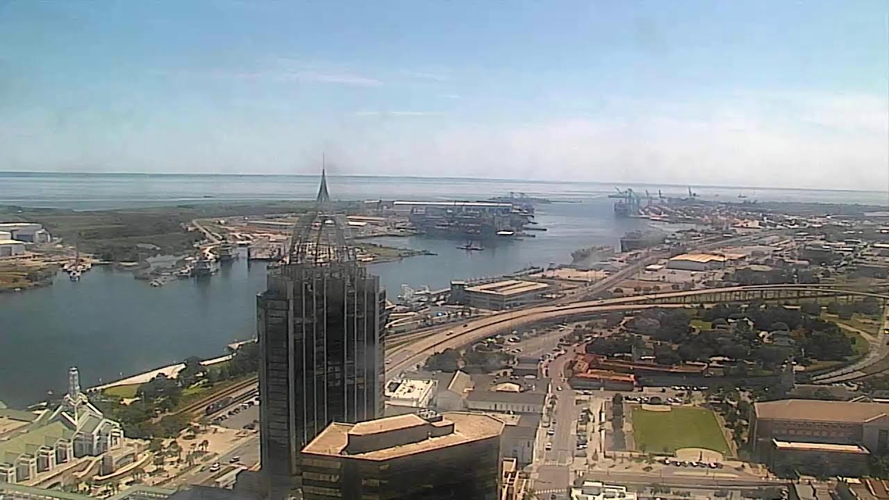 Live webcam view of Mobile River & Port Rooftop Panorama