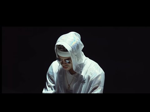 Yomil Y El Dany - Los Champions (video oficial) #Intro #loschampions