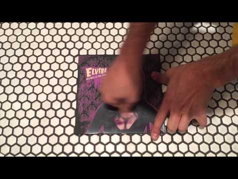 Elvira - 2 Big Pumpkins Heat Reactive Ink Demonstration!