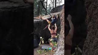 Video thumbnail of Heeler, V2. Leavenworth