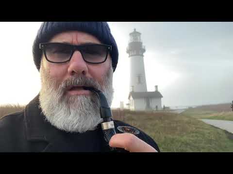 The lighthouse in my back yard: Smoking my Peterson P-Lip