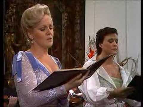 Katia Ricciarelli - Pergolesi - Stabat Mater (Dolorosa)