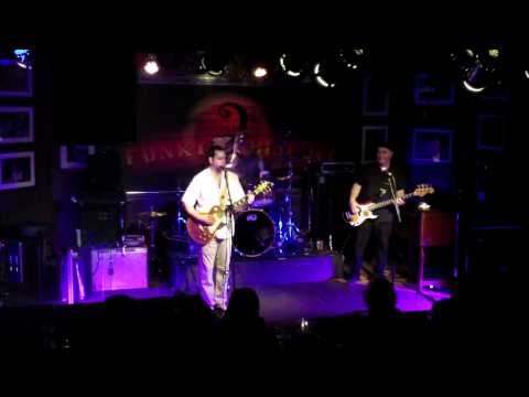 Albert Castiglia "Hoodoo Man Blues" The Funky Biscuit, 2-18-2017