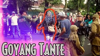 Download lagu Suket Teki - Didi Kempot (Cover Musisi Jadul CFD Malang, Semua Goyang Senang Tante) mp3
