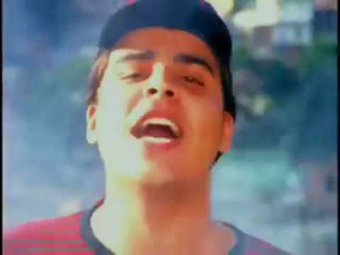 MC Junior e MC Leonardo - Rap das Armas Clipe Oficial