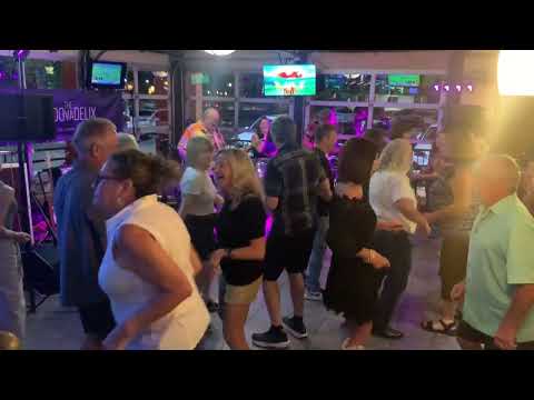 Groovadelix video.