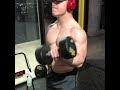 20y/o bodybuilder, standing Bicep curls
