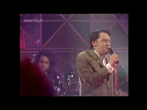Vic Reeves & the Wonder Stuff - Dizzy (Live) -  TOTP - 24 10 91