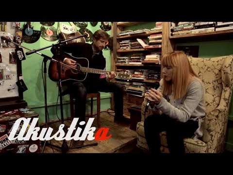 Headoneast - Ljetna pjesma (Akustika Session)