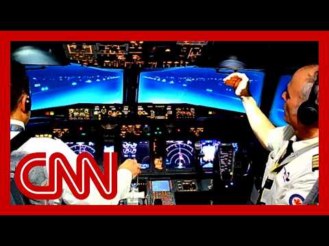 Flight simulator shows what pilots saw before LGA plane crash