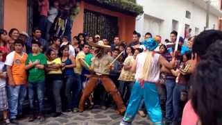 preview picture of video 'Danza de Moros y Cristianos en Naolinco, Veracruz. 28 - 09 - 13 #Veracruz #Naolinco #Xalapa #Danza'
