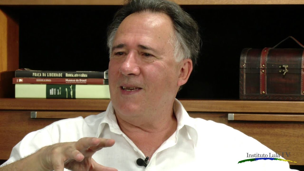 "A África é um continente em disputa" - professor Alencastro fala sobre relações África-Brasil