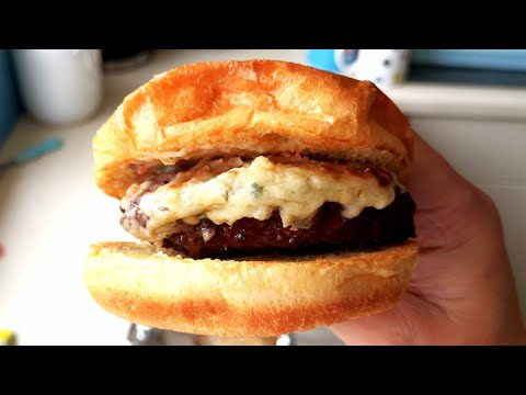 Gourmet Ultimate Beef Burgers | ALDI | Food Review