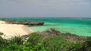 preview picture of video '[与論島の海] 寺崎海岸 サシバが鳴く浜 TERASAKI Beach, YORON Island, JAPAN'