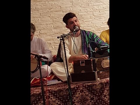 Masih Shadab ghazal Aamada e der baz  مسیح شاداب آمدی و دیر باز