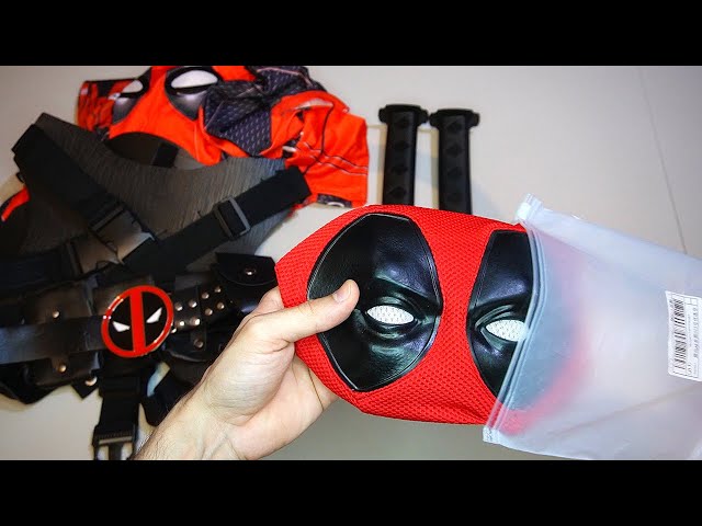 Vídeo relacionado con Rubies Disfraz Lobezno para adultos, Jumpsuit impreso, guantes con cuchillas y máscara, Wolverine, Licencia Oficial Marvel Deadpool 3 para Carnaval, Halloween, Despedidas, Fiestas Temáticas y Cosplay