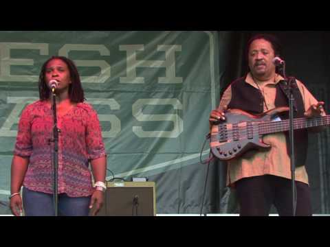 Ruthie Foster, "Grinnin' In Your Face," FreshGrass 2016