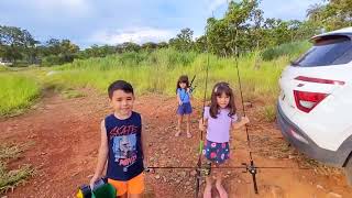 PESCARIA 🎣🐠 que pulo foi esse