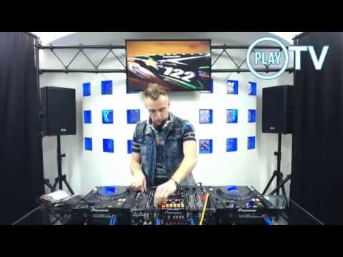 Live @PlayTV 3.06.2014 - Ke5ha