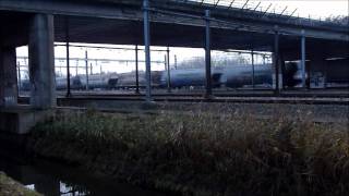 preview picture of video 'class 66, EMD ERS Railways, graintrain, Barendrecht, 23-11-2011'