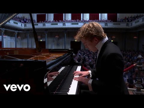 Lucas & Arthur Jussen – Poulenc Concerto For Two Pianos | Second Movement (2017)