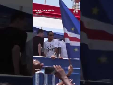 Cape Verde soccer team returns to a hero's welcome after World Cup run