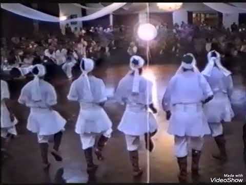Folkloric dance in Adelaide by MKUD Sloboda from Adelaide & MKUD Jane Sandanski from Melbourne 1997