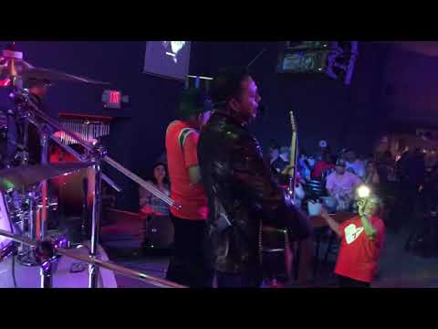 Grupo Sincodigo - Un Puño de Tierra / Mr Ramon Barron Sr. On Accordion