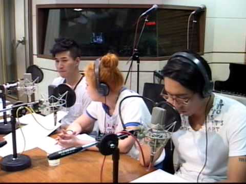 110825 DJ Gyuri Shimshimtapa (Guest Sistar, Koyote) [3/8]