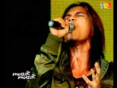 Manifestasi cinta - Fiq feat Mirwana (MTV @ Muzik25)