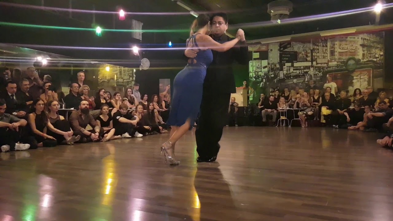 Esibizione #Carlitos Espinoza and Majo Martirena  3/5