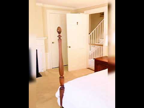 12 Washington Square Marblehead, MA