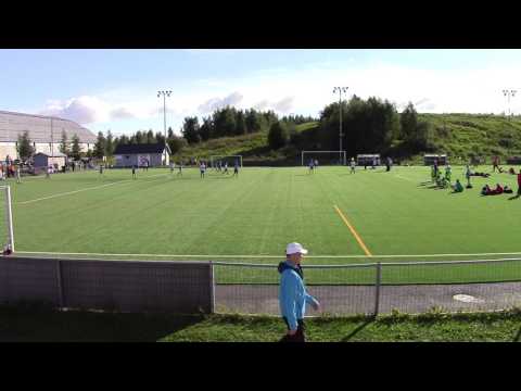 Terwaturnaus 14.8. P04 haastesarjan finaali Ajax - OLS Islanti, 1. puoliaika