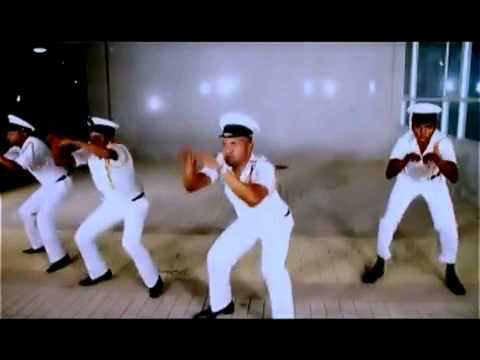 Generation Universal  dans Pyramide