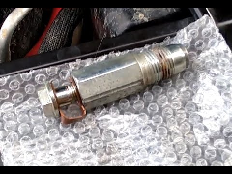 r51 d40 2.5TD diesel fuel pressure relief valve change.