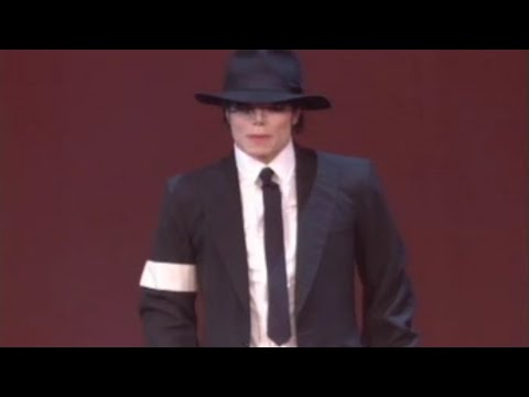 Michael Jackson - Dangerous Stage show