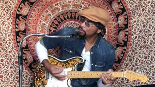 David Bowie - Heroes  ( Cover by Andre Cymone )