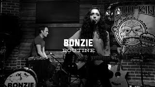 Bonzie - "Routine" (Live @ Do317.com Lounge)