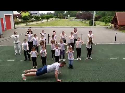 #gaszynchallenge#PLACOWKAWSPARCIADZIENNEGOPALECZNICA#przysiady dla Zosi#