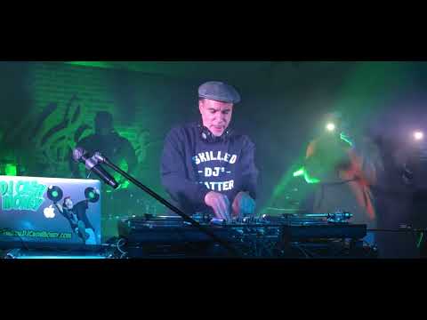 The Real Dj Cash Money... the Legend live!