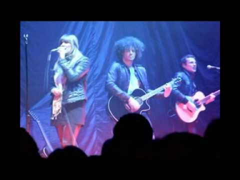 Honey Ryder "Numb" Live in London