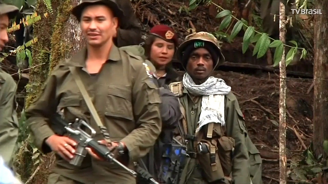 Líderes da antiga guerrilha Farc começam a prestar contas em Bogotá