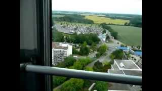 preview picture of video 'Holstein-Turm im Hansapark Sierksdorf.'