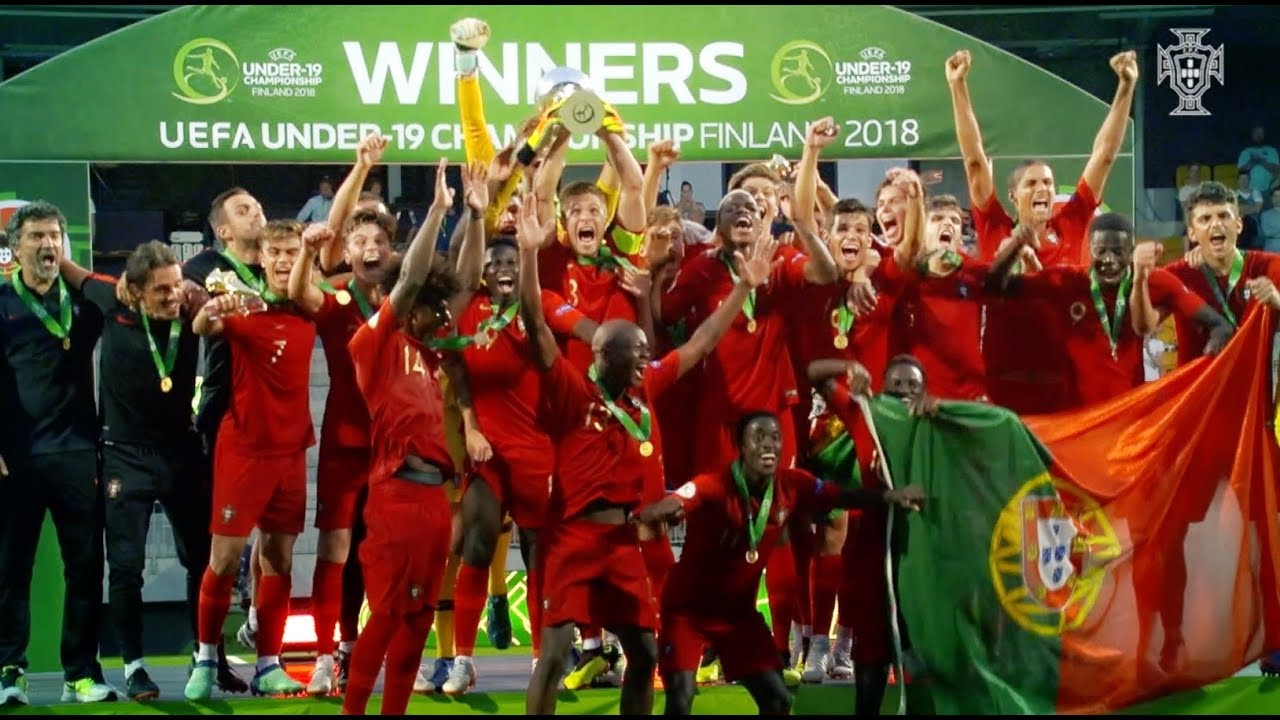 Geração de 99: "Dançar ao som da história"