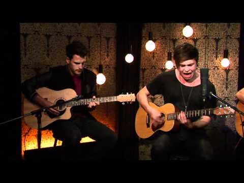Reece Mastin - Shut Up and Kiss Me (Acoustic) | Take 40 Live