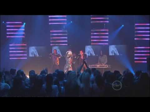 Lady Gaga - LoveGame (Live on Rove)