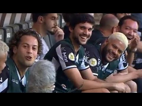 Guga do Atlético Mineiro cantando ao vivo.