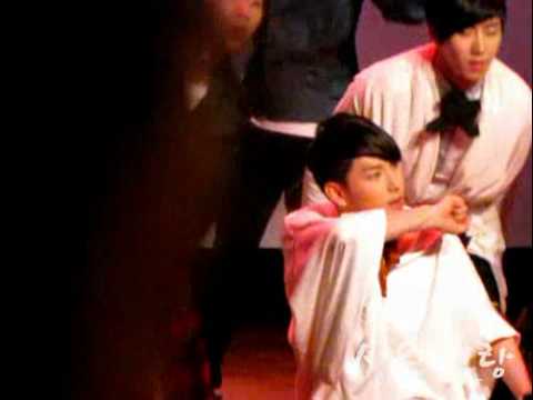 [FANCAM] 100503 ZE:A Siwan - All Day Long