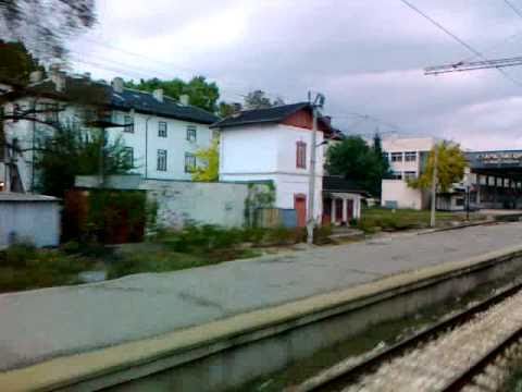 Train Fast 8615 arriving in Stara Zagora railway station (Bulgaria)