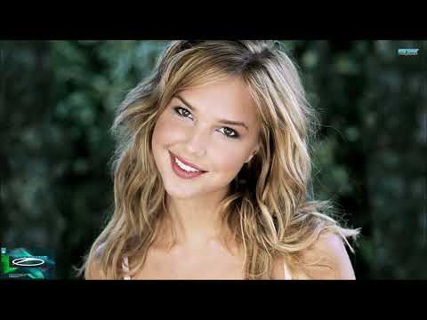 Chris Schweizer & Sarah Howells - Company (Extended Mix)